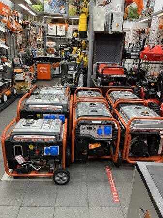 Генераторы и электростанции